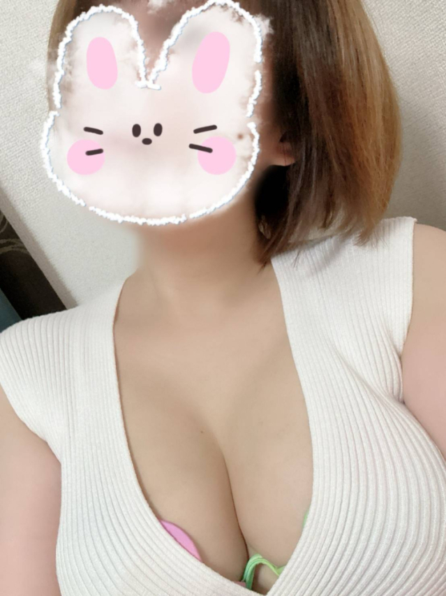 もも エステティシャンの彼女