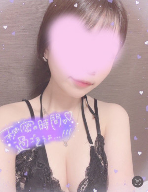 ももな