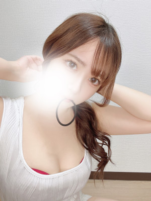もえな
