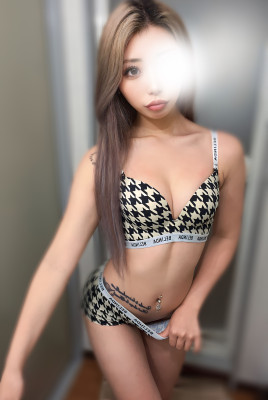 あいな